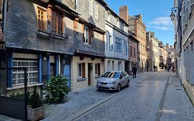 El Circo - Atypical Studio - City Centre - Netflix - Near Parking